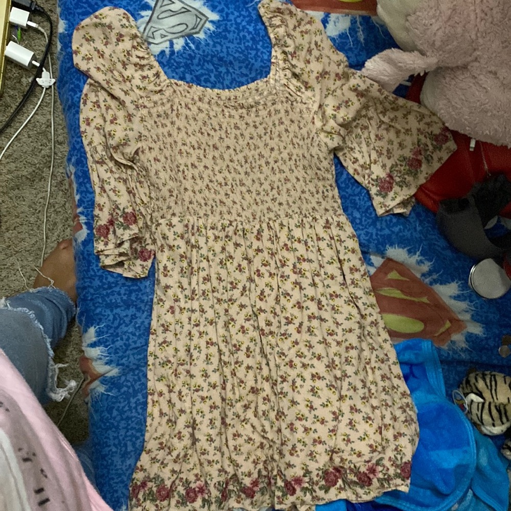 Medium dress